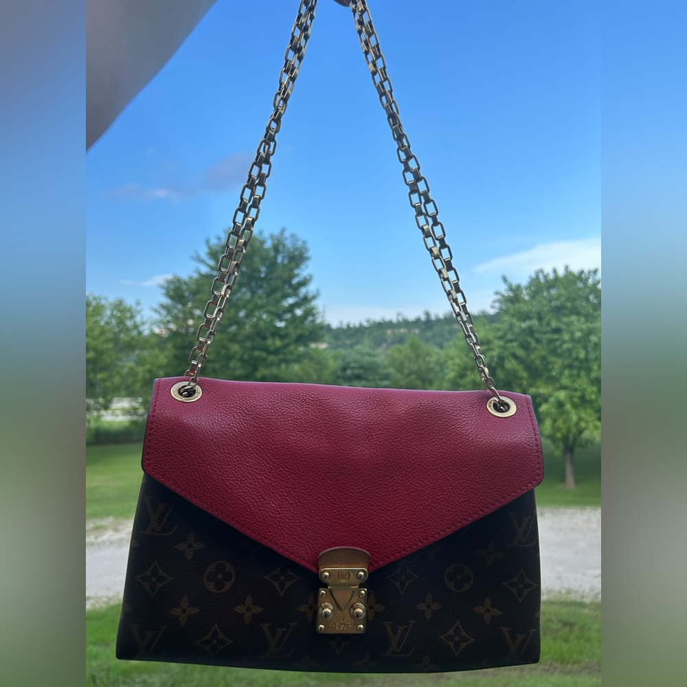 Louis Vuitton Monogram Canvas Pallas Chain Shoulder Bag With COA
